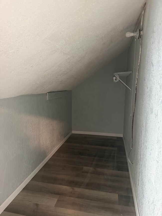 Foto del edificio - 1215 Racine St