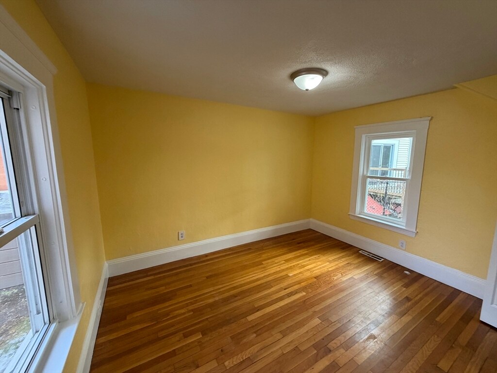 79 E Main St Unit 1, Milford, MA 01757 - Room for Rent in Milford, MA |  Apartments.com