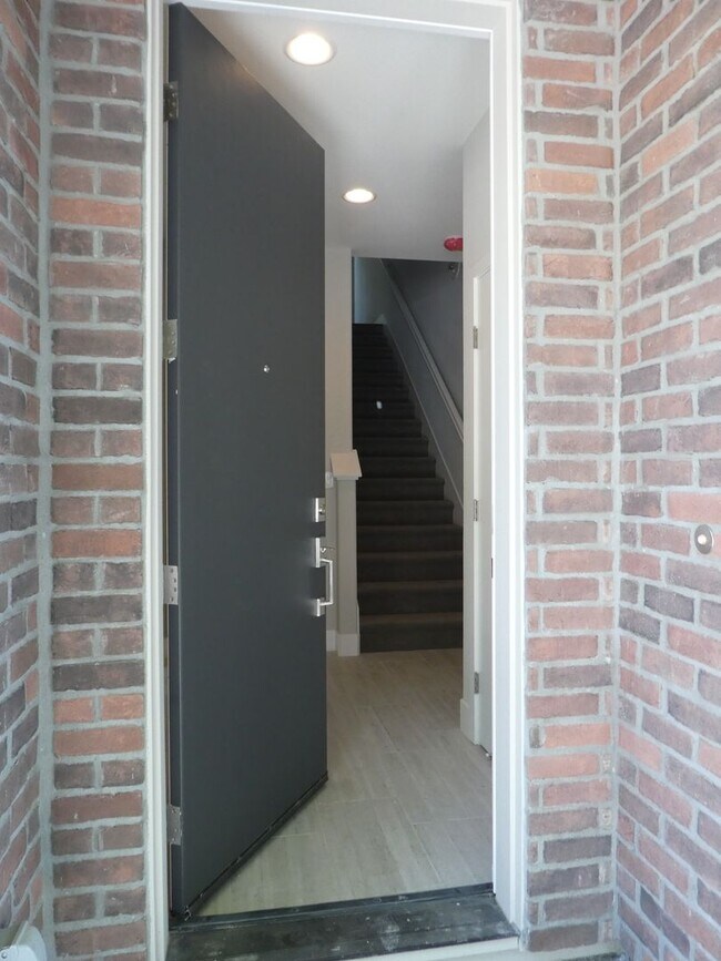 Foto del edificio - 2 bedroom | 2.5 bathrooms | Home in Alkali...