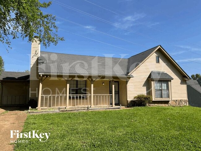 Building Photo - 4884 Walden Glen St