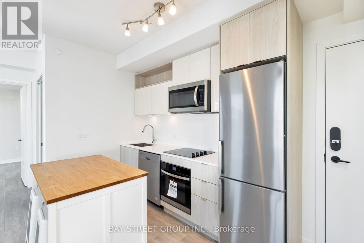 Photo principale - 135-1135 Lower Sherbourne St