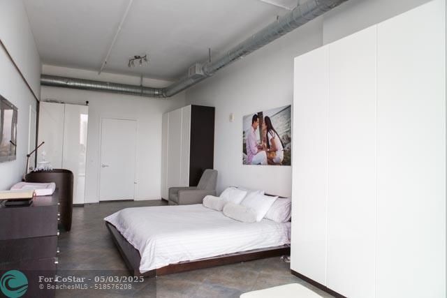 Foto del edificio - 3029 NE 188th St