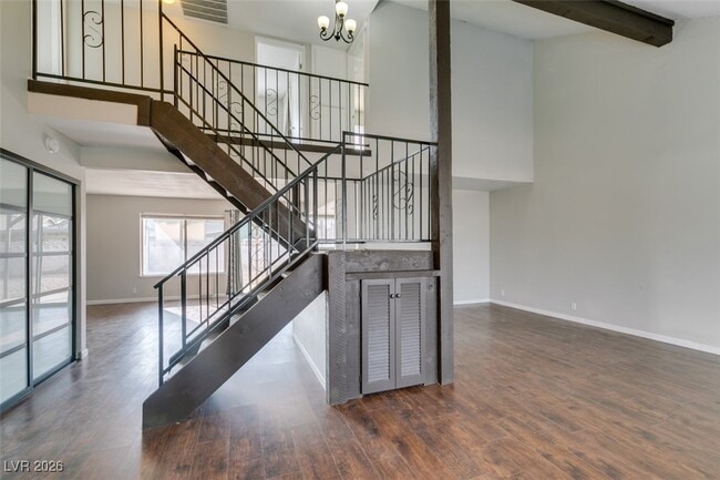 Building Photo - 4523 Margarete Ave