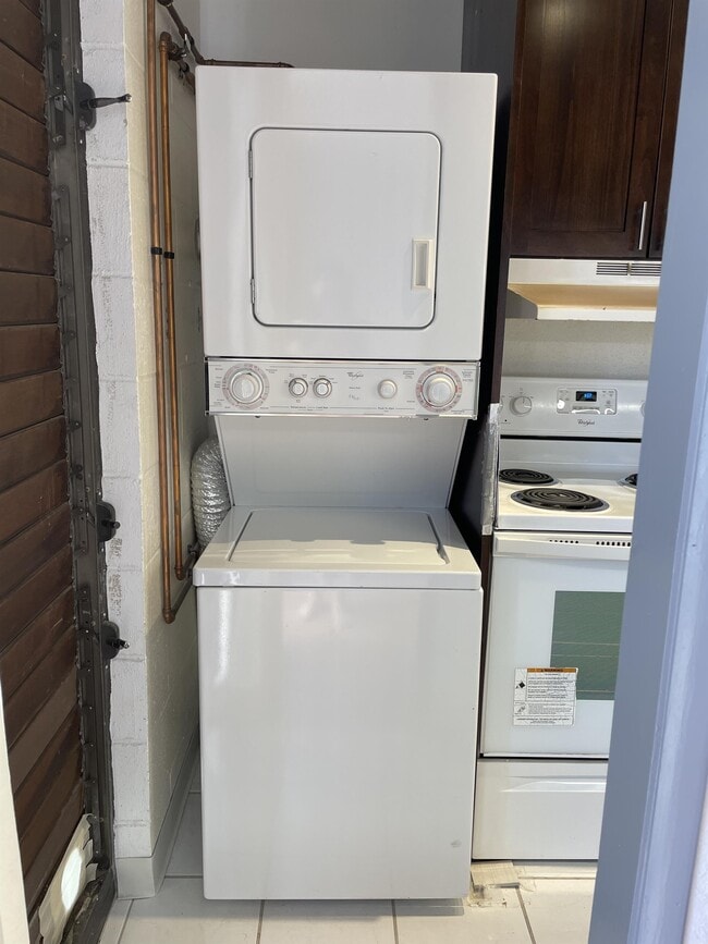 Foto del edificio - 1630 Liholiho St