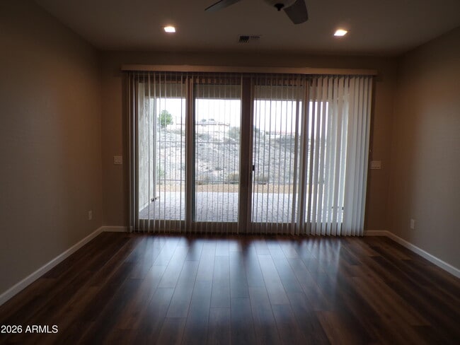 Foto del edificio - 282 Whistle Stop Rd