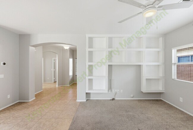 Foto del edificio - 35734 N Zachary Rd