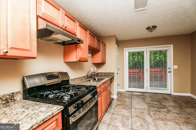 Foto del edificio - 5561 Deerfield Pl