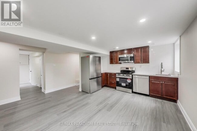 Building Photo - 36 Rideout St