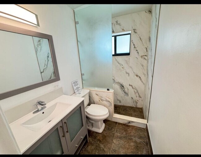 Foto del edificio - 101 SE 14th Pl