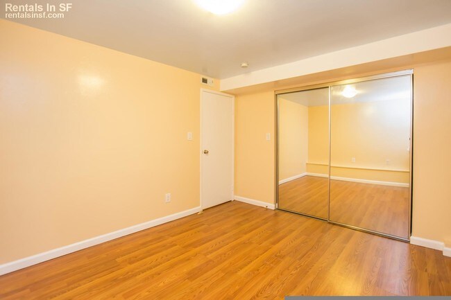 Building Photo - 3340 Taraval St