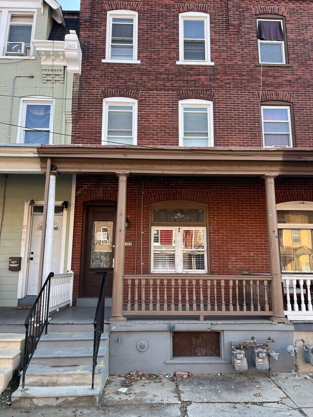 814.5 Washington St Unit 814.5 W Washington Apt 1, Allentown, PA