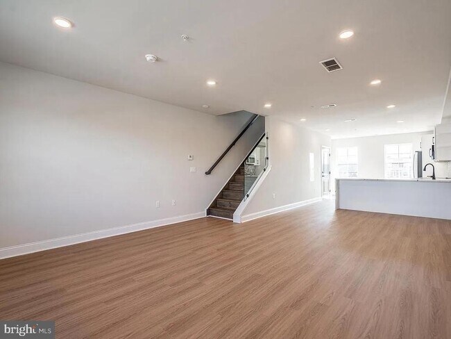 Foto del edificio - 2705 MAYA Ln