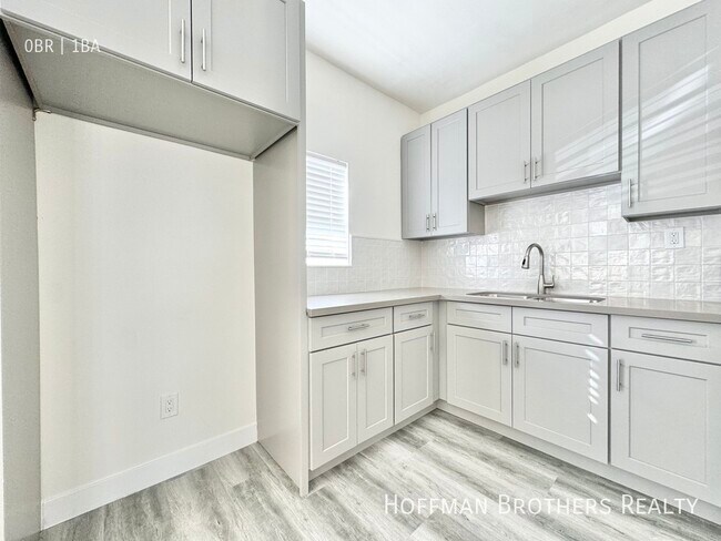 Foto del edificio - 1056 Normandie Ave