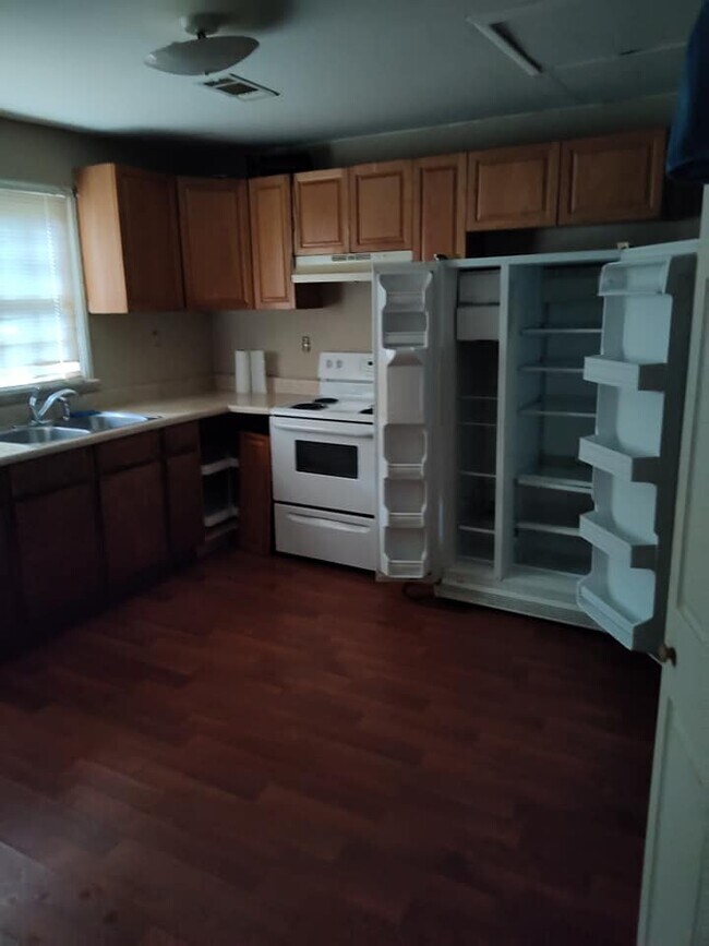 Foto del edificio - 3421 6th St