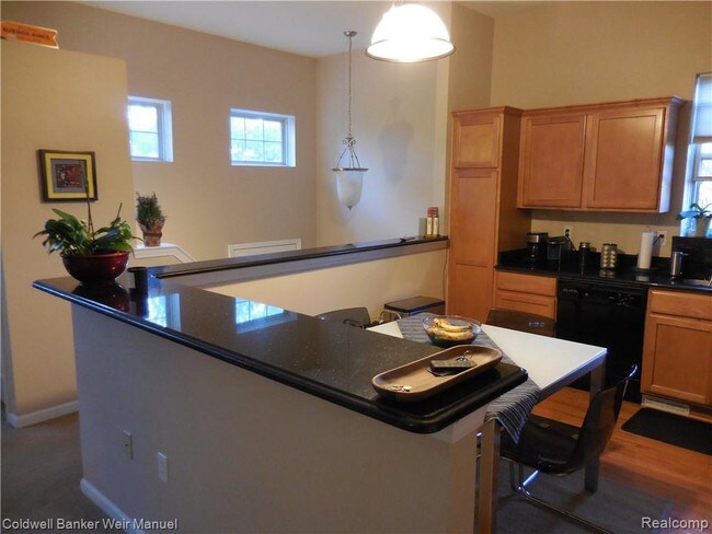 Building Photo - 39819 Rockcrest Cir