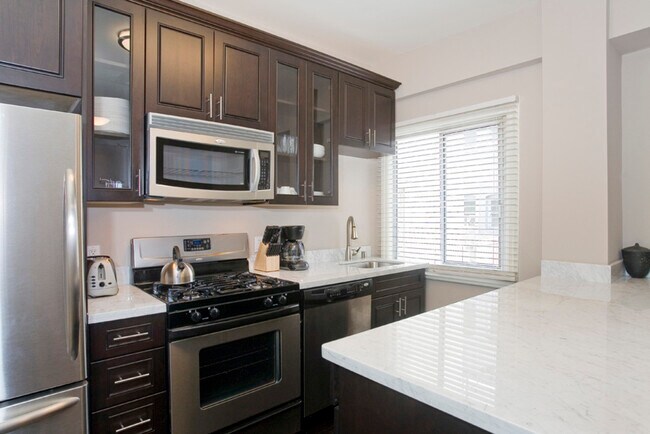 Building Photo - 540 Stockton St