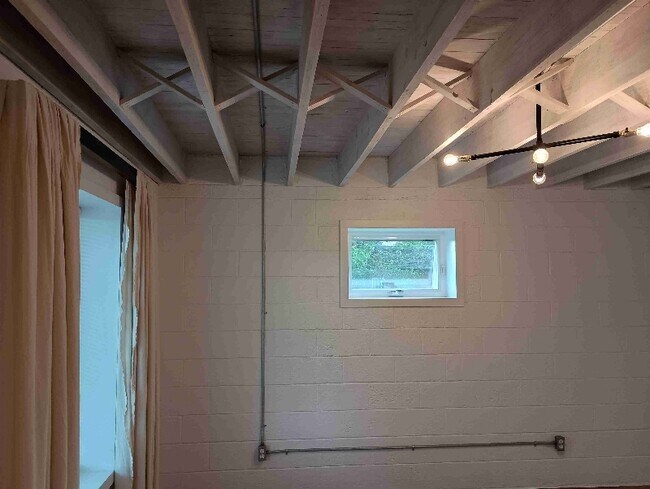 Foto del edificio - 3348 Smith Valley Rd