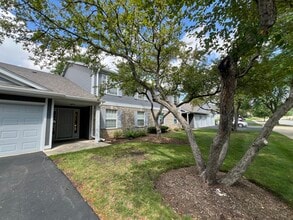 Building Photo - 358 Woodview Cir