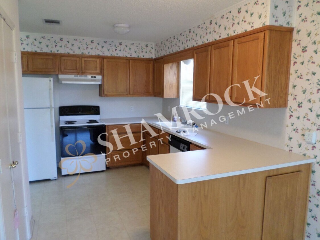 Building Photo - Park Place Duplex