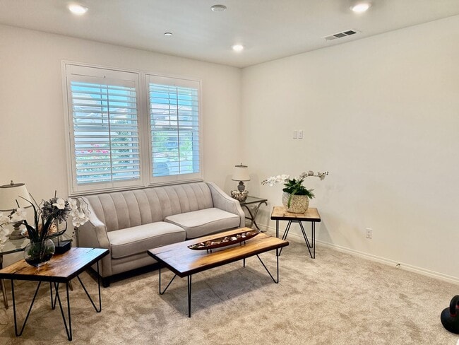 Building Photo - Accessory Dwelling Unit (ADU)