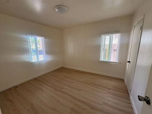 Building Photo - 1448 Coronado Ave