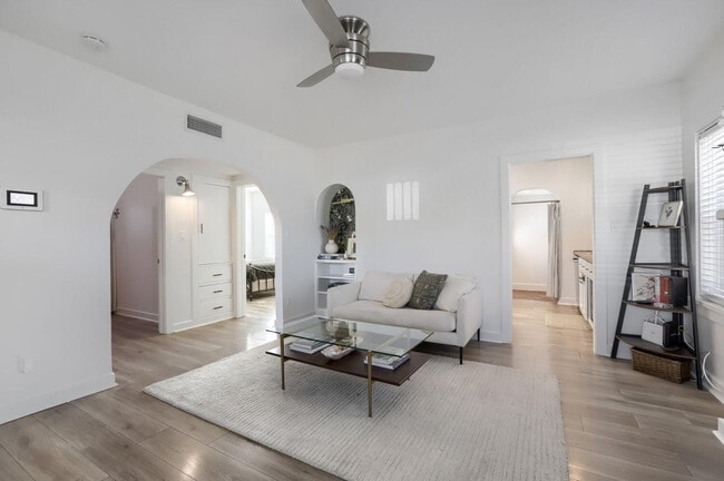 Foto del edificio - 2026 North 23rd Pl