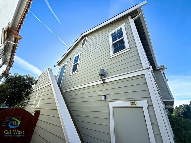 Foto del edificio - 7661 Forest St