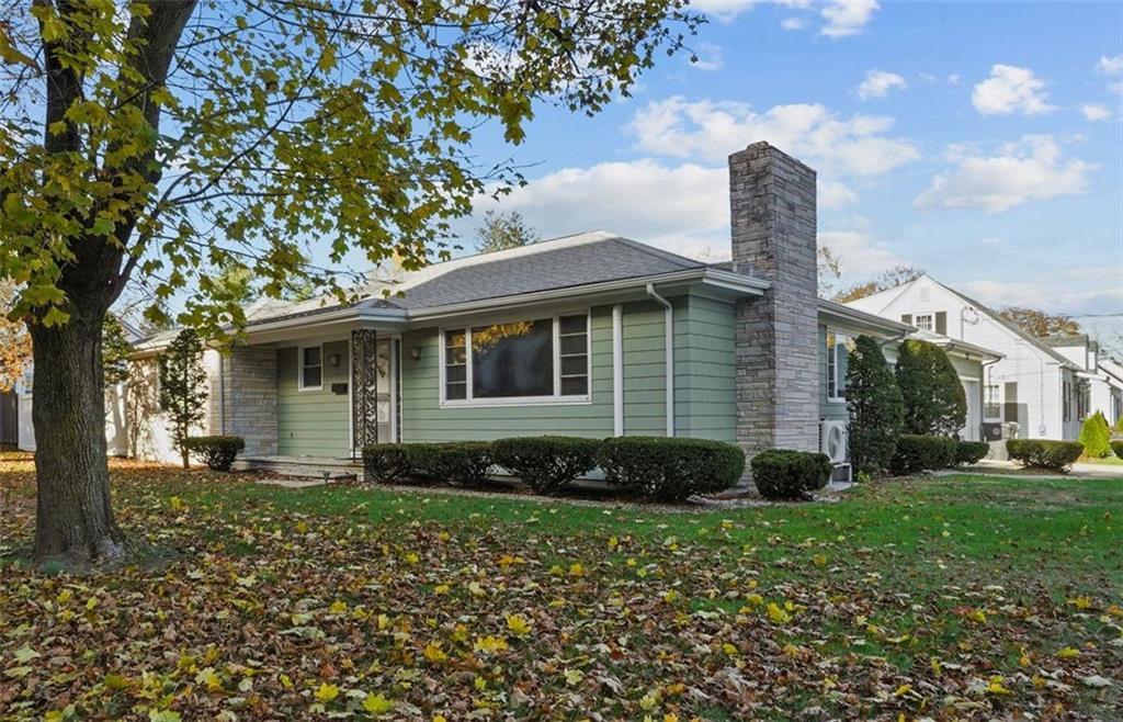 Foto principal - 830 Wakefield St