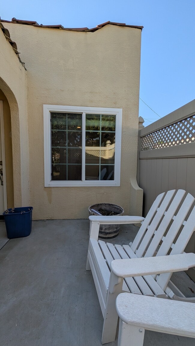 Foto del edificio - 1203 N Kenilworth Ave