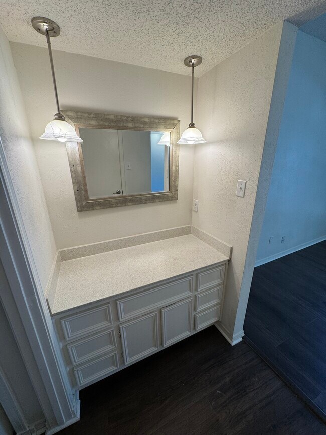 Foto del edificio - 4438 Harlanwood Dr