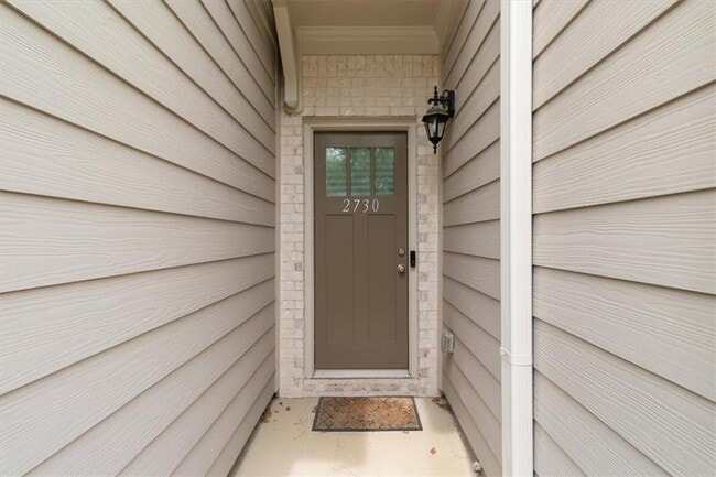 Building Photo - 2730 Kemp Ct