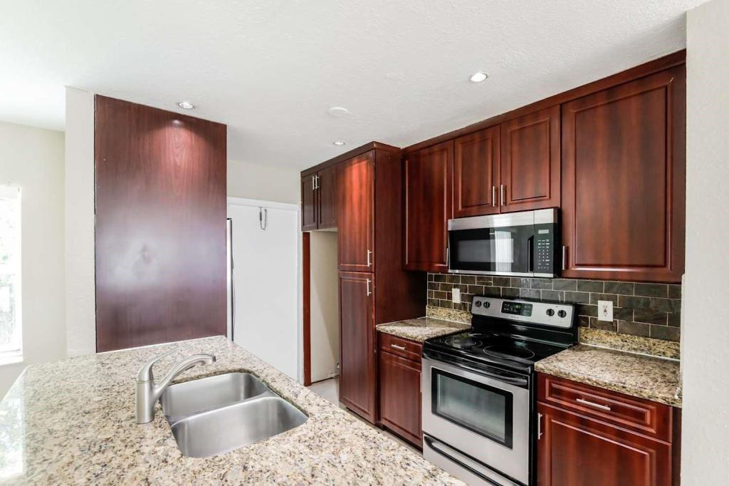 Foto principal - 5612 Fletcher St