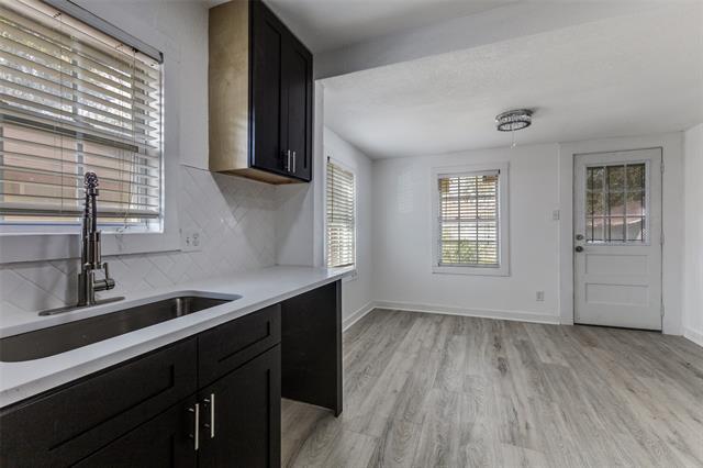 Foto del edificio - 3239 Spring Ave