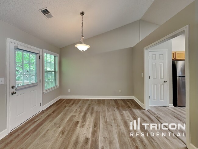 Building Photo - 2212 Serenity Dr NW