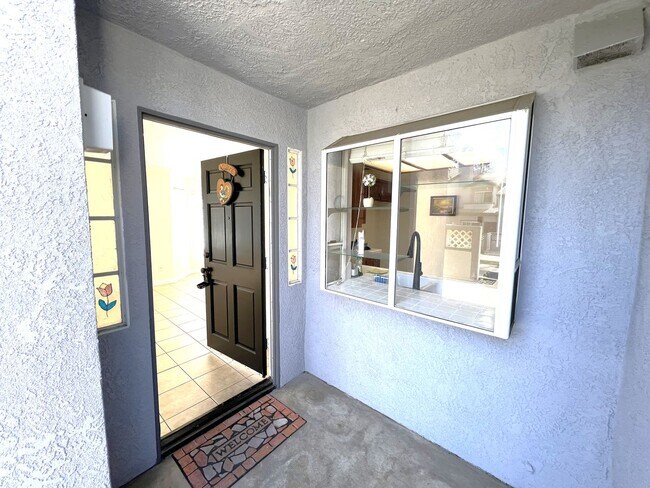 Foto del edificio - Cozy 3 Bedroom 2.5 Baths Condominium with ...