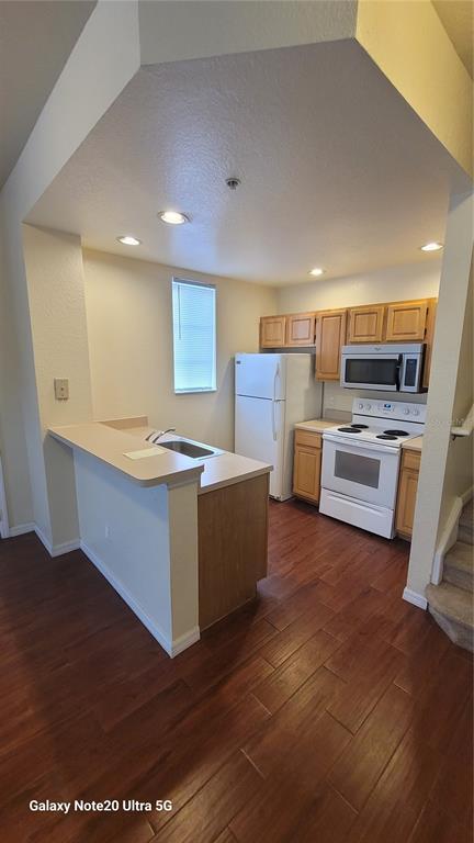 Building Photo - 4009 Venetian Bay Dr