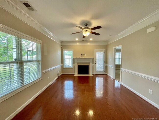 Building Photo - 1219 Braybrooke Pl
