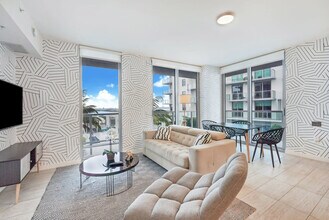 Building Photo - 3900 Biscayne Blvd