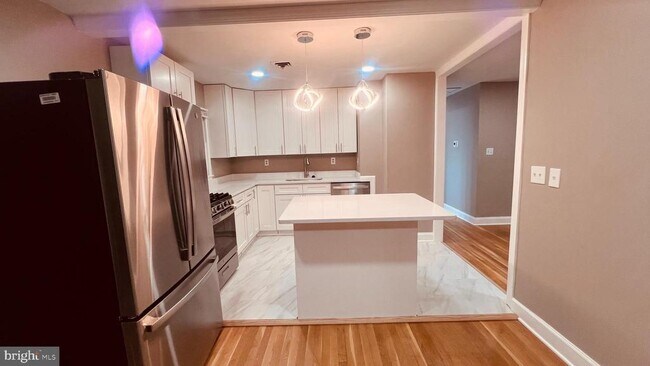 Foto del edificio - 14303 Chesterfield Dr