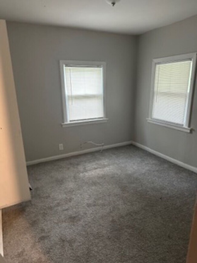 Foto del edificio - Beautifully Remolded 2 Bedroom 1 Bath in W...