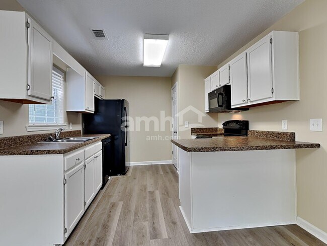 Foto del edificio - 109 Rivermarsh Dr
