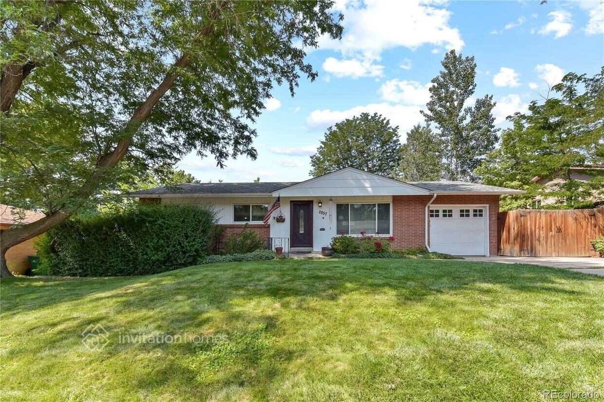 Foto principal - 2857 S Zenobia St