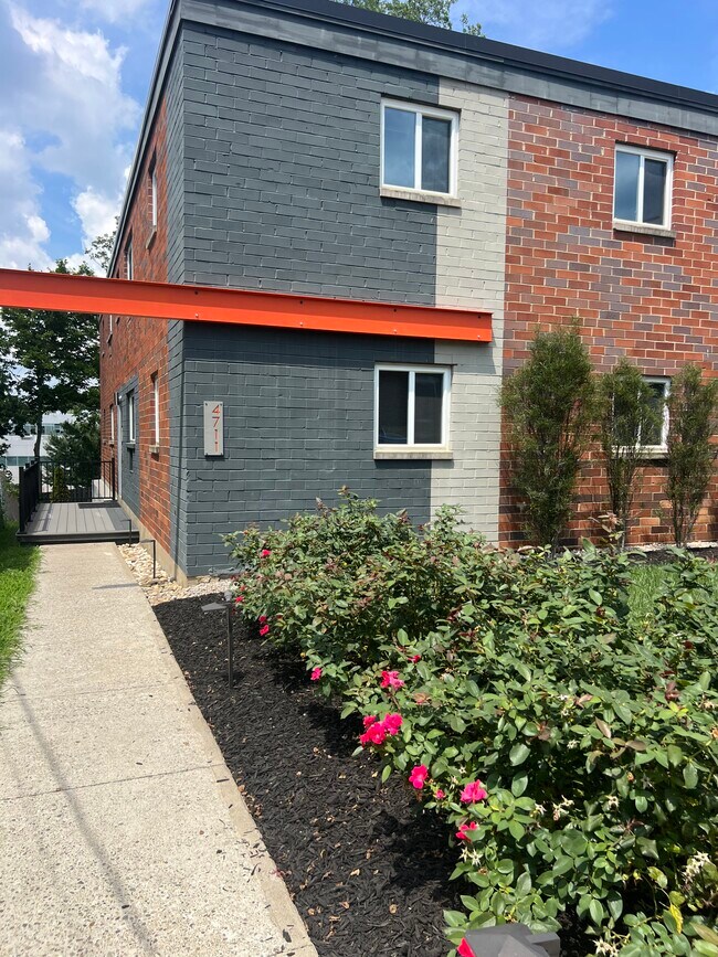 Building Photo - 4711 Osgood St