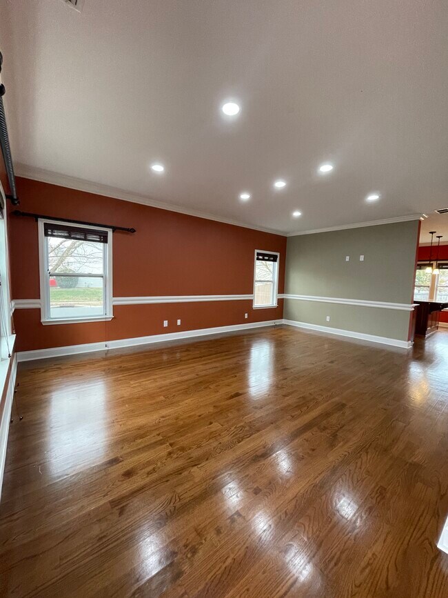 Foto del edificio - 2703 Bramble Ridge Ct