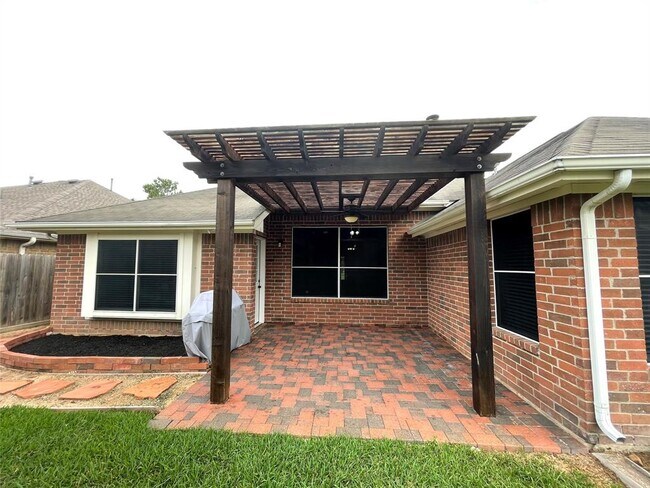 Building Photo - 19718 Gable Woods Dr