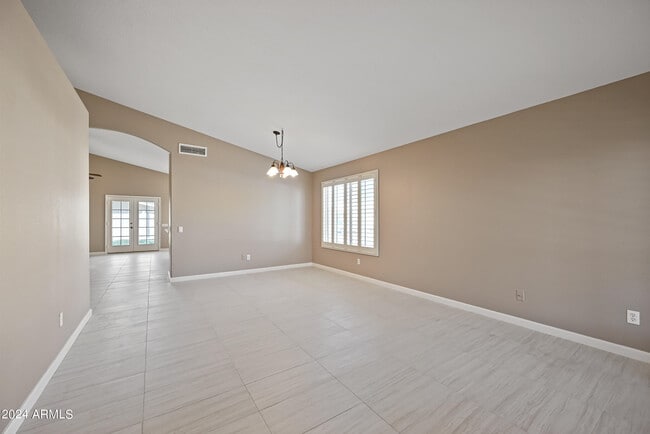 Foto del edificio - 1550 W Dublin Ct