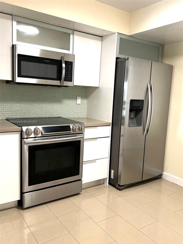 Foto principal - 8830 SW 123rd Ct