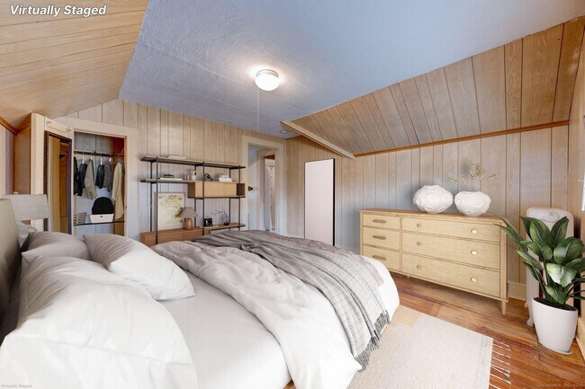 Foto del edificio - 18 Hubbard Pl