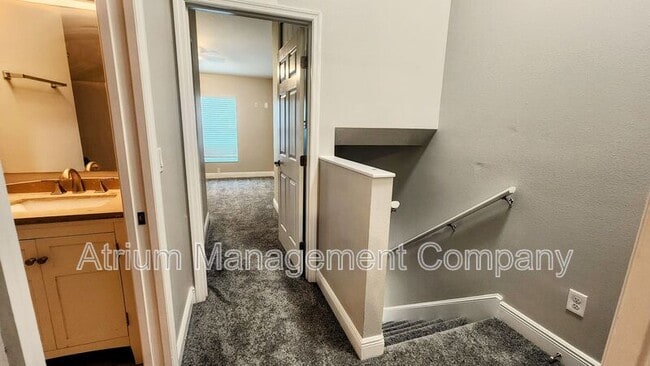 Building Photo - 5128 SE 103rd Ln