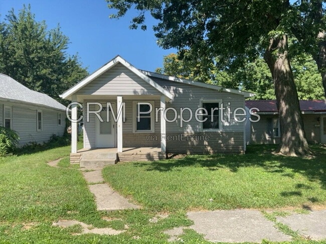 Building Photo - 1341 S Delphos St
